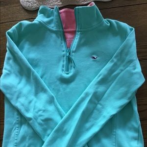 Vineyard Vines small sweatshirt